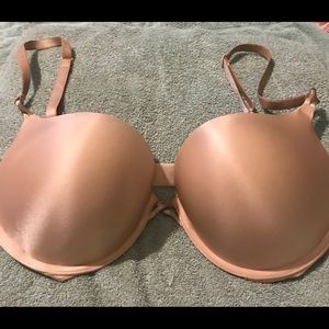 Victoria’s Secret Bombshell Push-up Bra